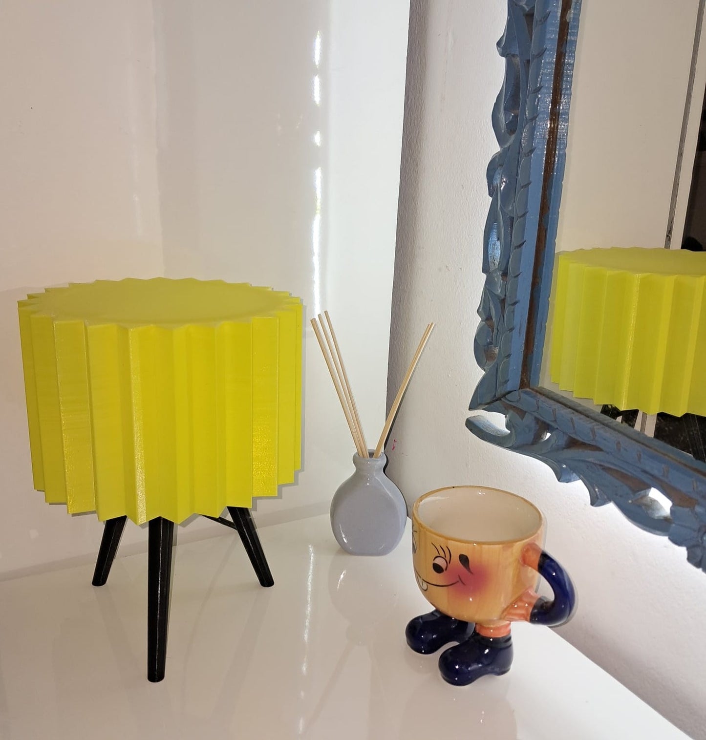 Helio Lamp