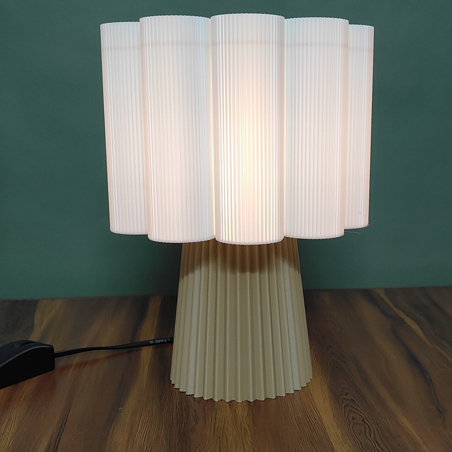 TREEBO LAMP